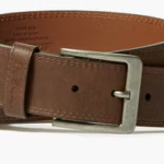 Spruce up your everyday style with this cool Ben Sherman Bodwitch belt. Styled in tan, it comes with a metal buckle and a keeper embossed with the brand's iconic logo. Perfect for pairing with jeans or shorts, it's a year-round wardrobe essential.