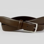 Make your outfit even more dapper with the help of some black braces. Designed for provide great comfort for your next formal event, the elasticated braces come complete with sleek and sophisticated metal fastenings, ensuring they're built to last!